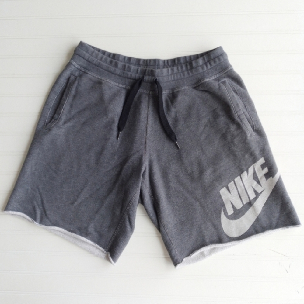 Nike Men's Gray Sweatpant Shorts